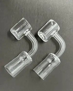 18MM Female Joint Flat 90 Degree Quartz Banger